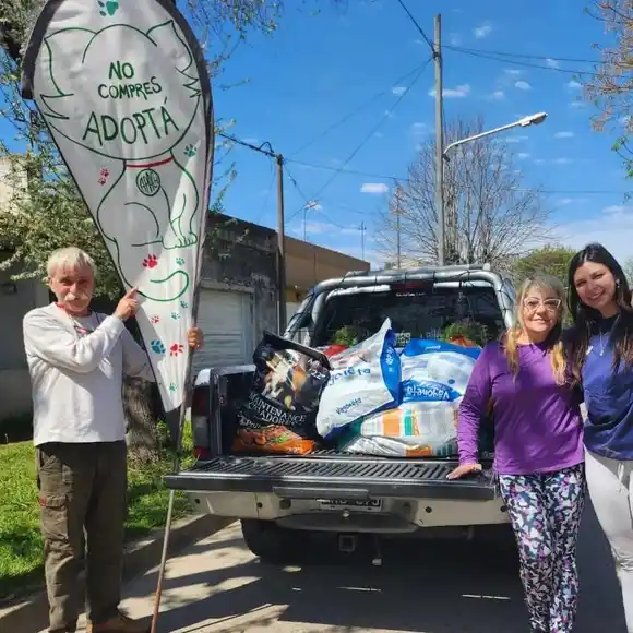 Darío y Andrea transforman su boda en un acto de amor y solidaridad por los animales de APACH en Chascomús