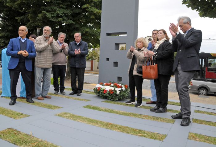 En el marco del Día de la Memoria, homenajearon en Tandil a Julio Strassera enfatizando aquel “Nunca más”