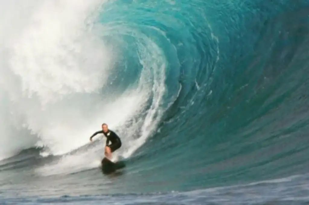 Gonzalo Balado, surfista muerto en la Isla de Pascua