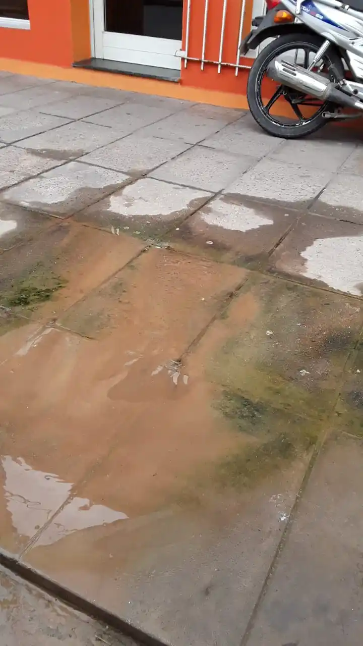 Pérdida de agua en 6 al 4070