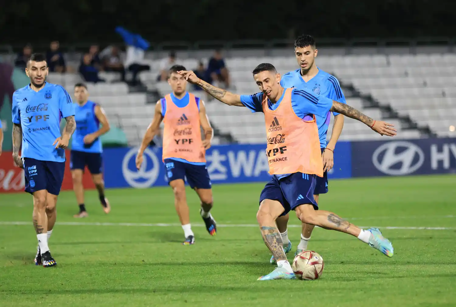 Lionel Scaloni exigió a Di María y cuidó a Messi