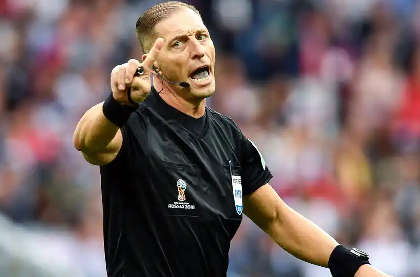 Argentina jugará en cuartos de final: Pitana dirigirá Uruguay-Francia