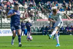 Gimnasia resignó terreno con su empate en Junín