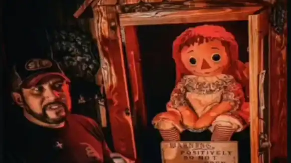 LA MISTERIOSA MUERTE del psíquico y custodio de la muñeca ANABELLE