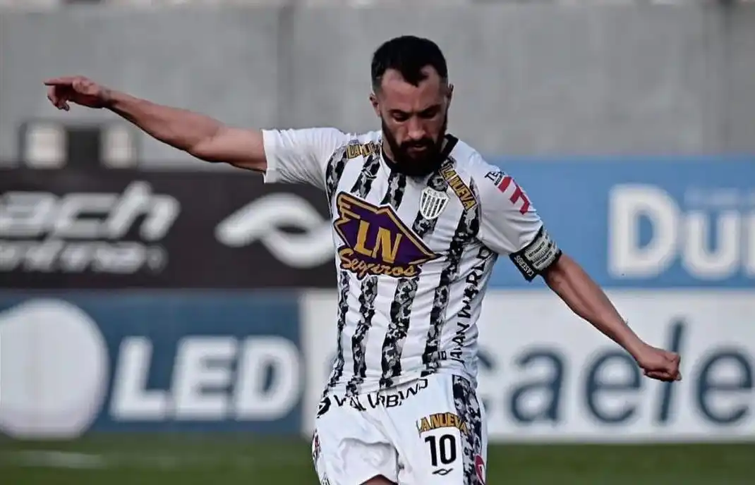 Facundo Pereyra ya firmó su contrato