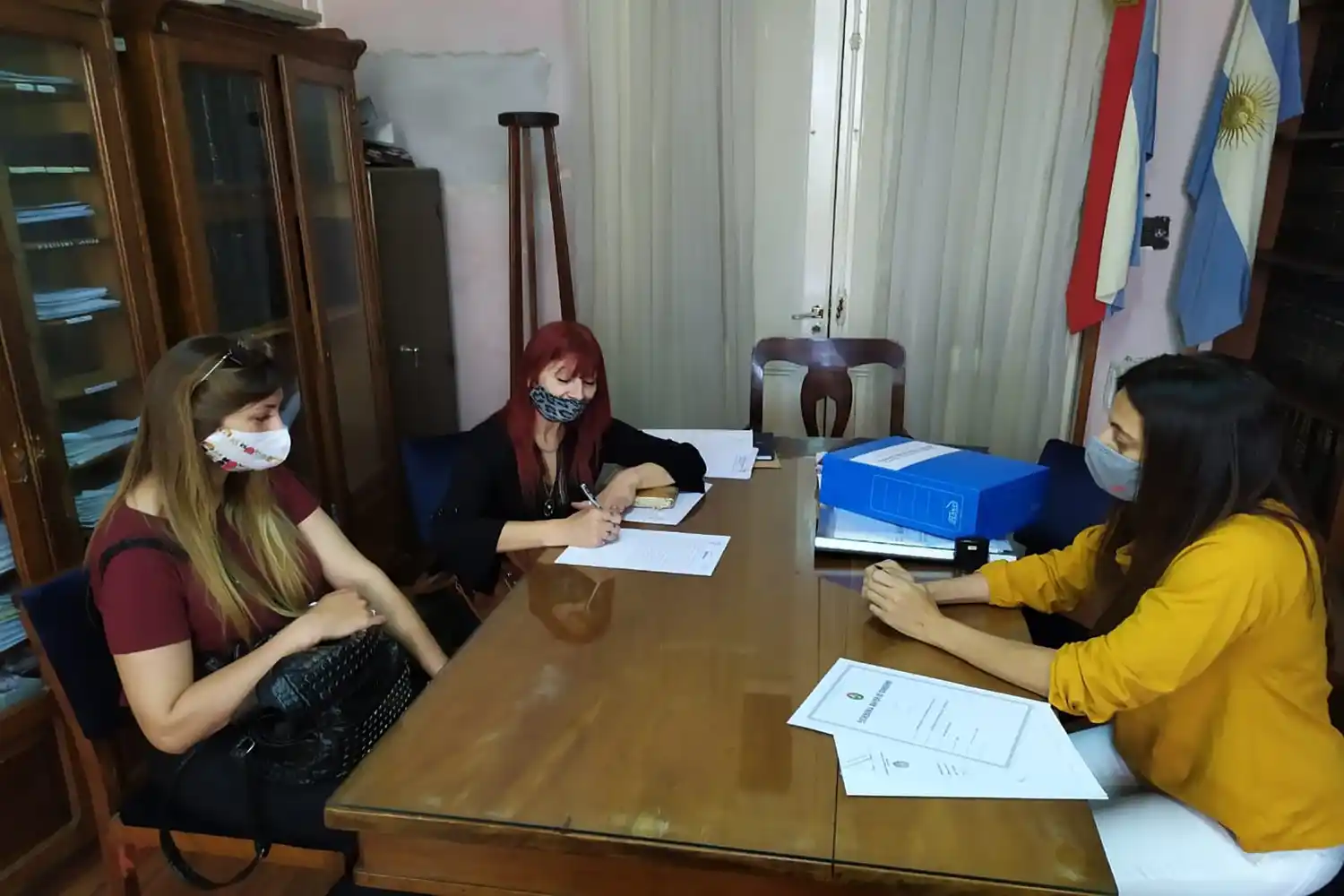 Familias diamantinas accedieron a lotes para viviendas generados por el Estado provincial