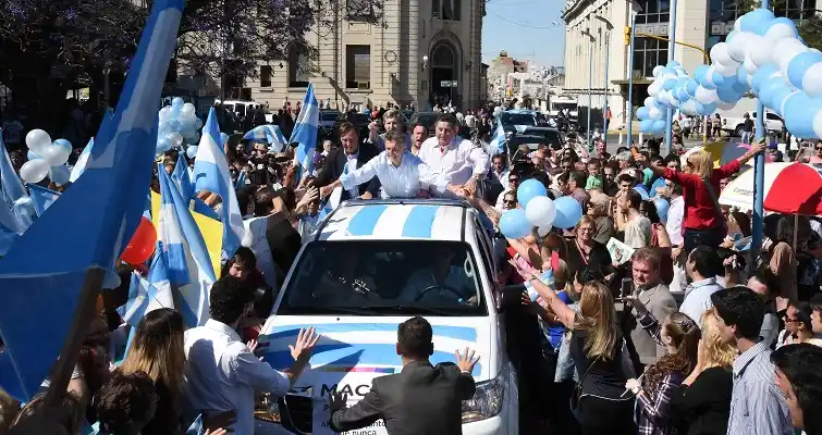 Macri: “voy a trabajar codo a codo con el gobernador Bordet”