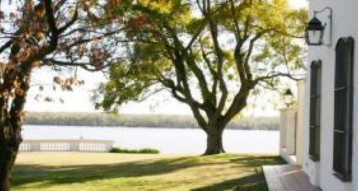 Con dólares robados de la estancia de Cardón compraron autos, LCD y muebles