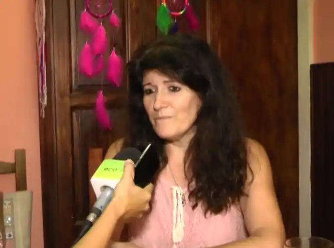 Le arrebataron la cartera a una mujer mientras iba en bicicleta a su trabajo