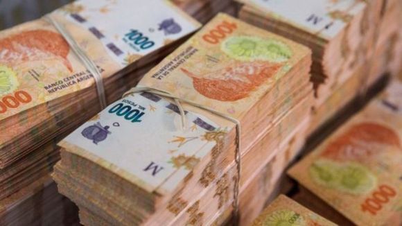 Los depósitos y préstamos bancarios caen casi 40 % real