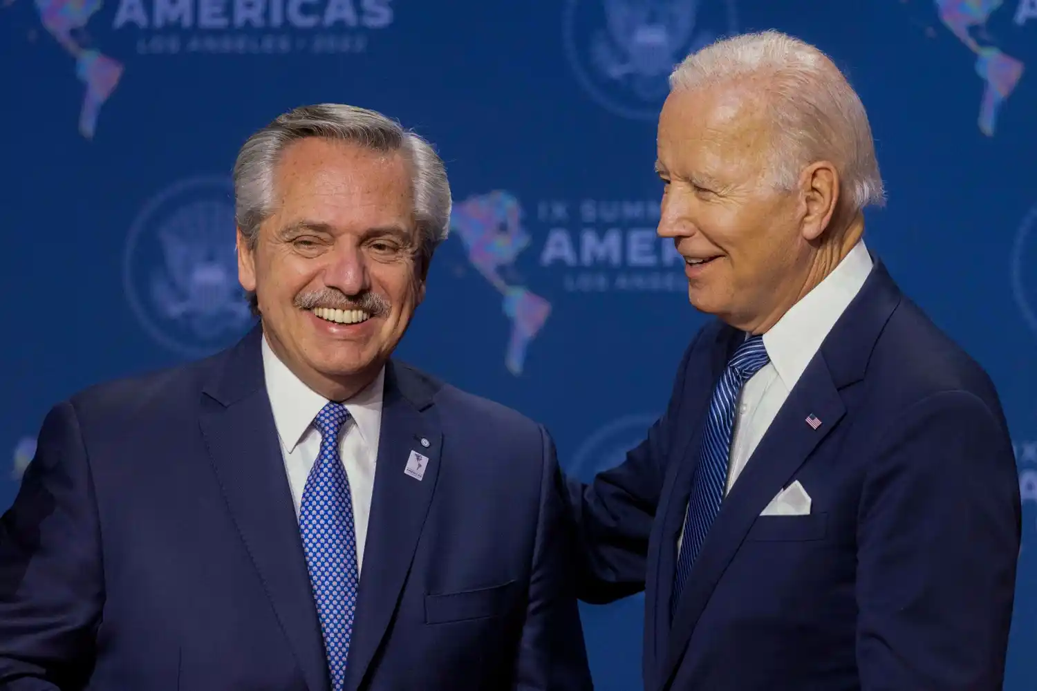Fernández junto al presidente de Estados Unidos, Joe Biden.