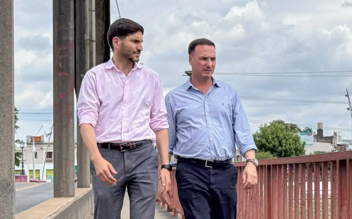 El gobernador junto al ministro de Obras Públicas.