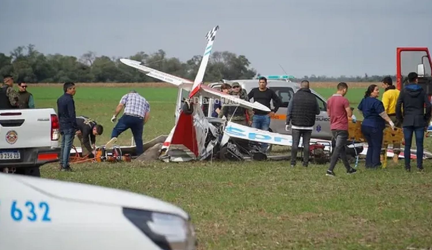 Video: dos pilotos muertos tras caer una avioneta que hacía acrobacias