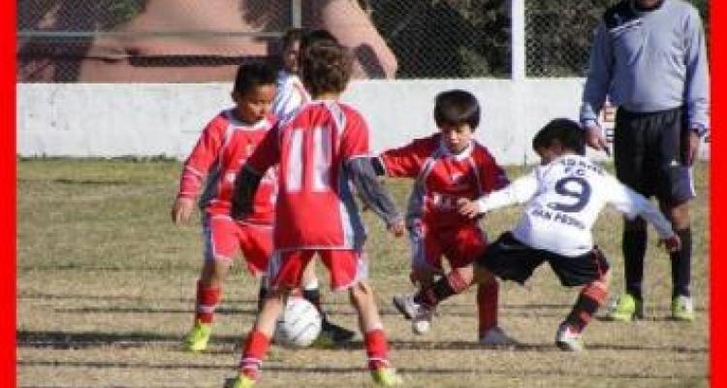 Mitre y Paraná se midieron en el fútbol infantil