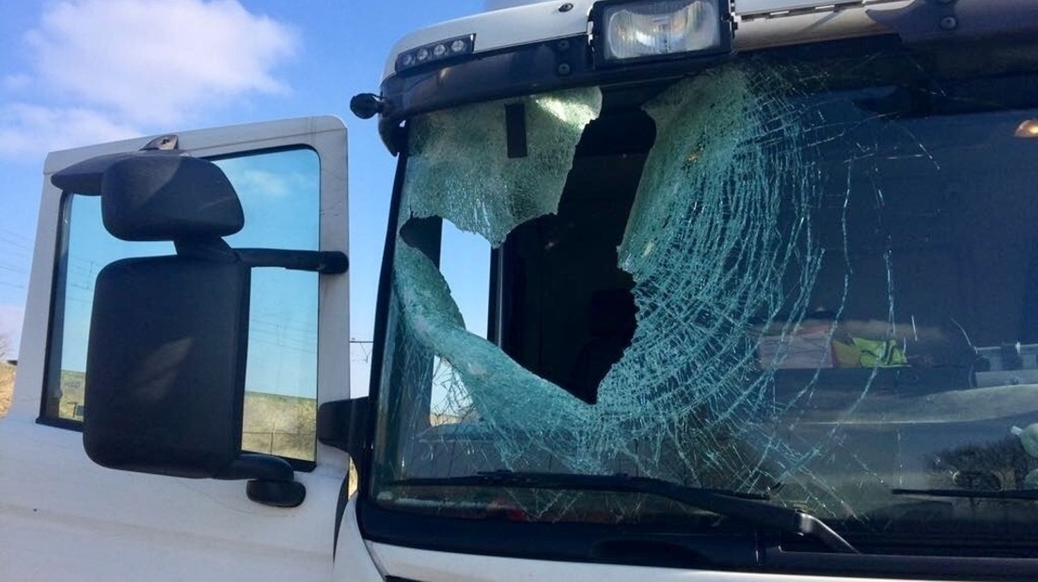 Venado Tuerto: entran a un galpón y destrozan dos camiones