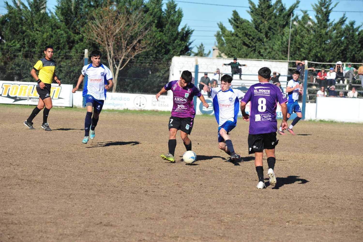 Sportivo derrotó de visitante a Antártida