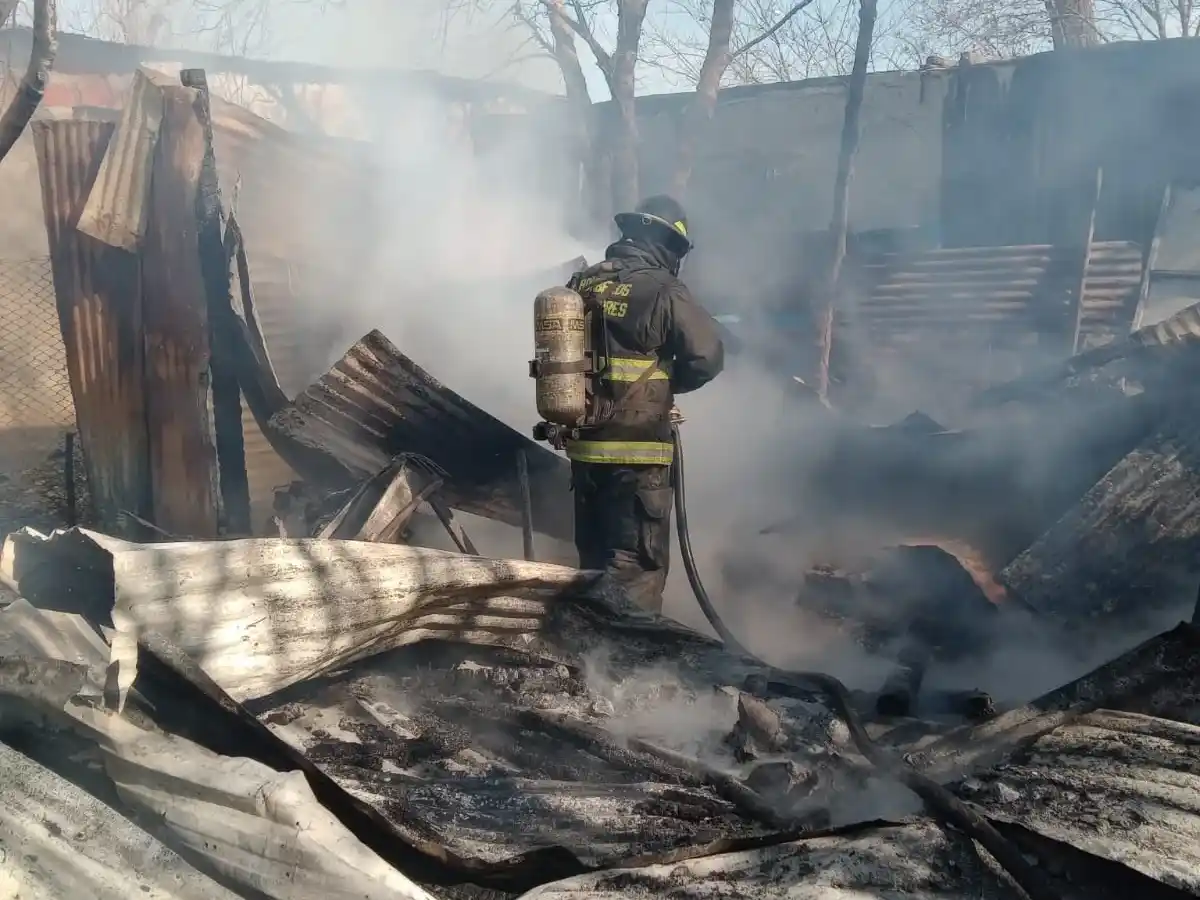 Se incendió una vivienda en la zona sur