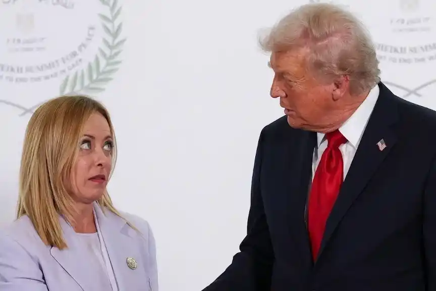 Meloni y Trump están involucrados en una polémica, que comenzó con las críticas del norteamericano al Papa.