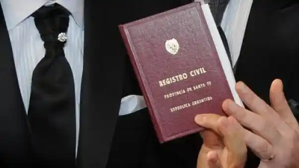 En la provincia ya se celebraron 56 matrimonios igualitarios