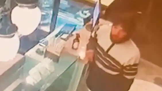 Intentó robar una panadería y fue detenido por la Patrulla Municipal