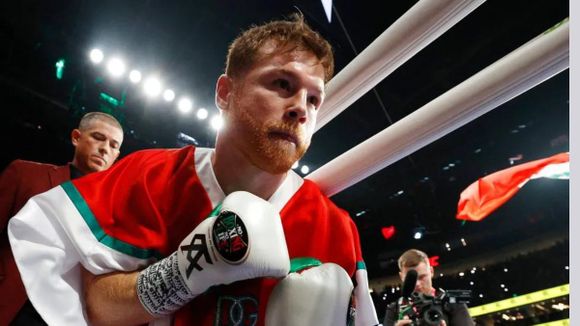 El tierno gesto de Canelo Álvarez hacia un niño venezolano (+ Video)