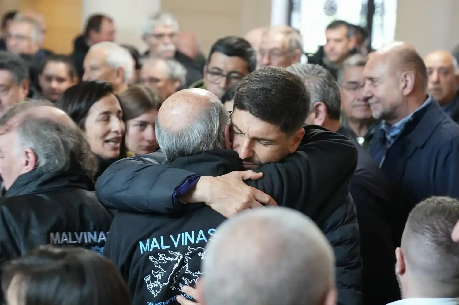 La Provincia dispuso dos días de duelo por el fallecimiento del referente de los veteranos de Malvinas, Rubén Rada - 4