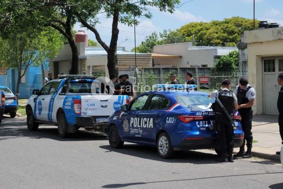 Un ladron fue capturado en plena accion por camaras de seguirdad