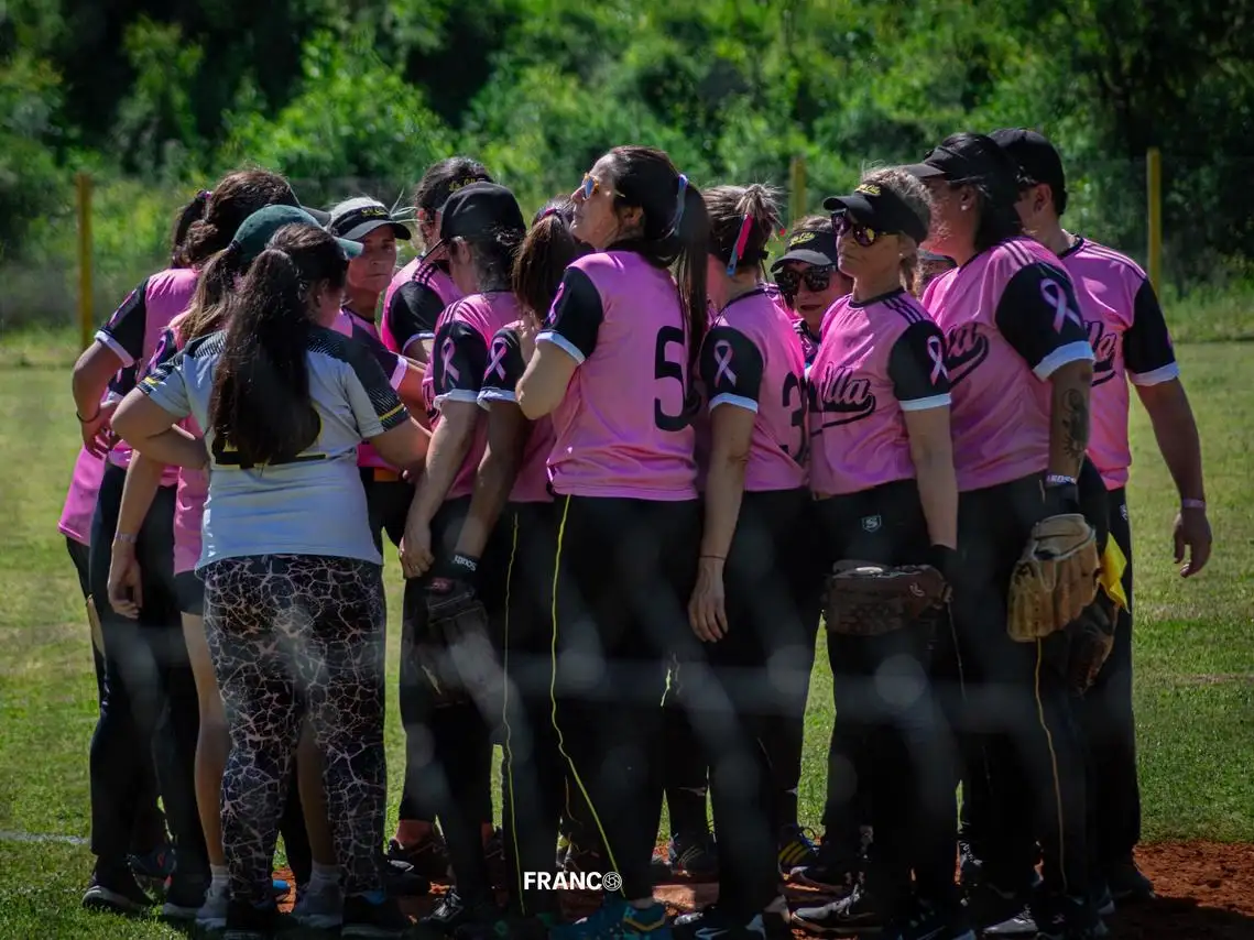 Éxito total del Torneo Rosa “Gisela Álvarez” en La Olla Softbol Club