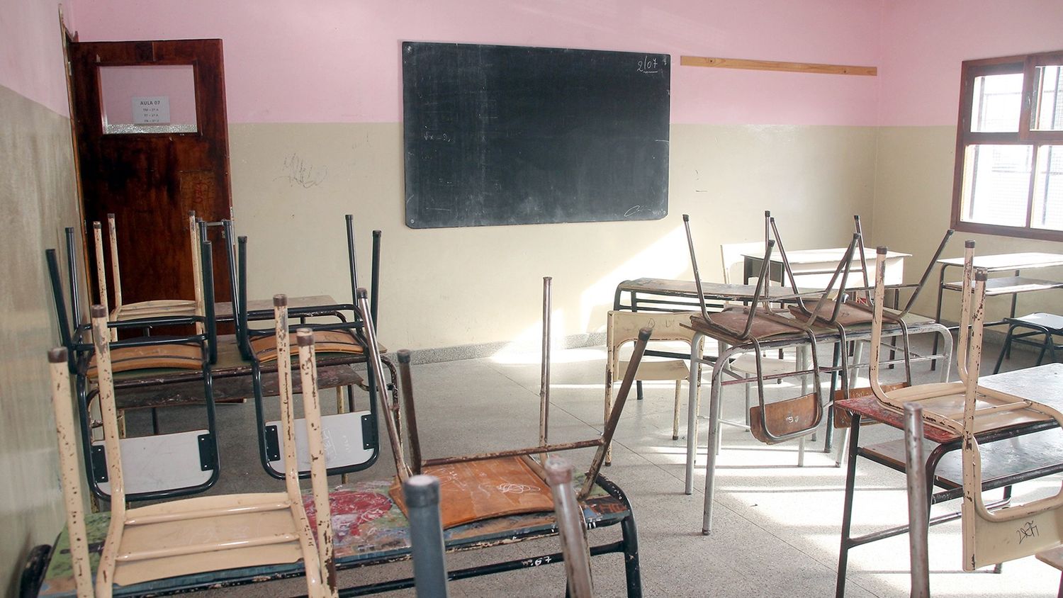 Aulas vacías. Se complica hoy el dictado de clases en el distrito