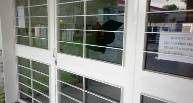 Otra vez daños en la Escuela 7
