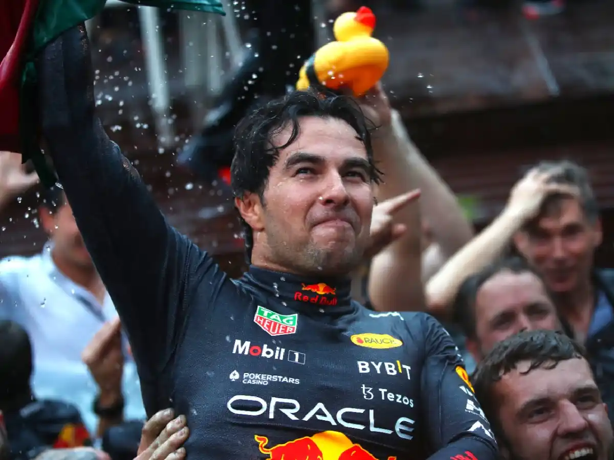 “Checo” Pérez renovó con Red Bull hasta 2024