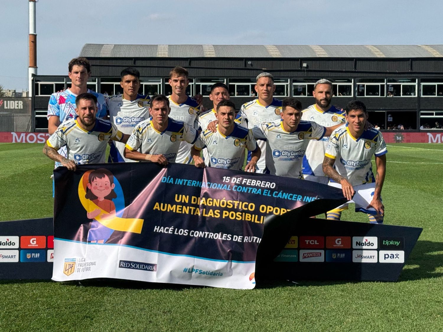 En un partido parejo, Central empató ante Deportivo Riestra 0 a 0 y sigue invicto en el torneo