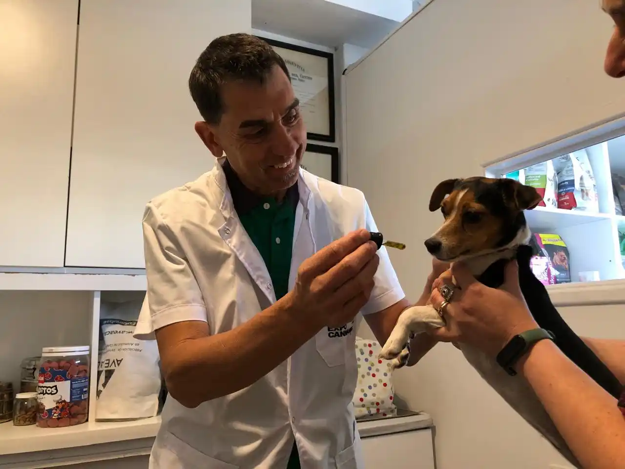 veterinarios cannabicos 30-05-24 - 2