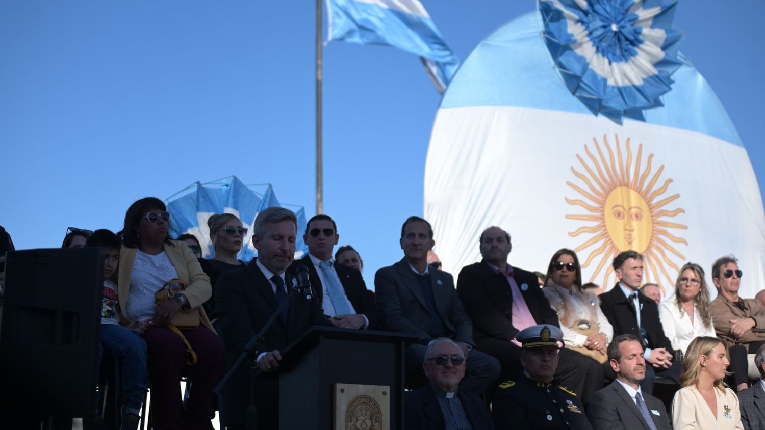 Rogelio Frigerio en la ciudad: “Esta fecha nos invita a cumplir con lo que los próceres pretendían para Argentina”