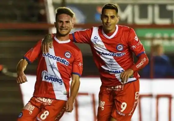 Argentinos goleó a Juventud y lo mandó a la zona de descenso directo