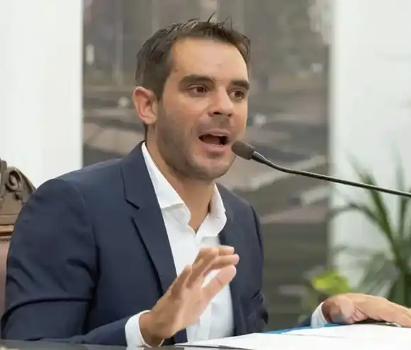 Passaglia durísimo contra el paro docente: "Baradel no puede dejar a los chicos sin educación ni un día más"