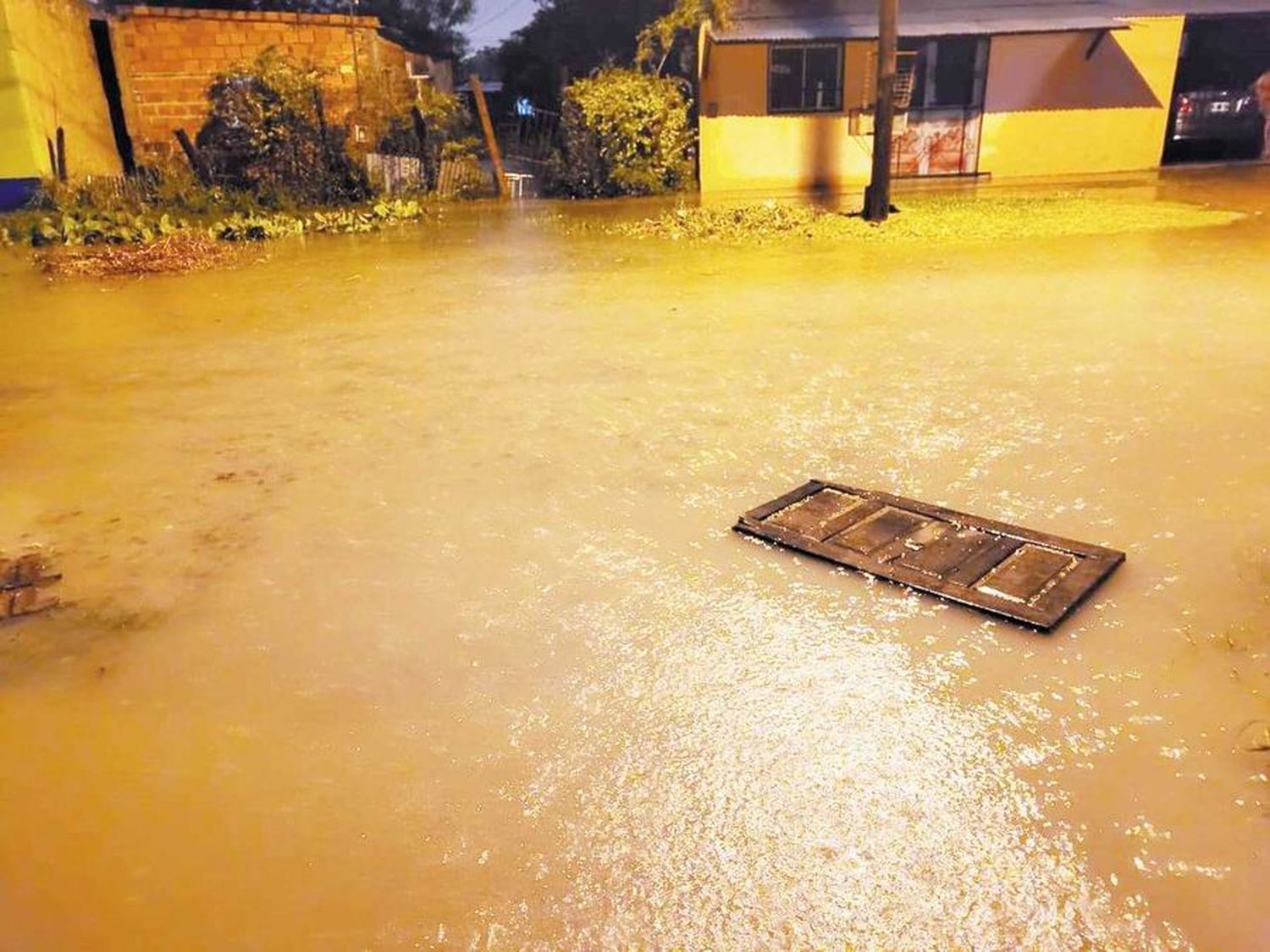 Las lluvias provocaron inundaciones 
en numerosos barrios de la ciudad