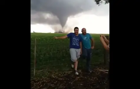 Tremendo relato de padre e hijo atrapados por un tornado en Buenos Aires 