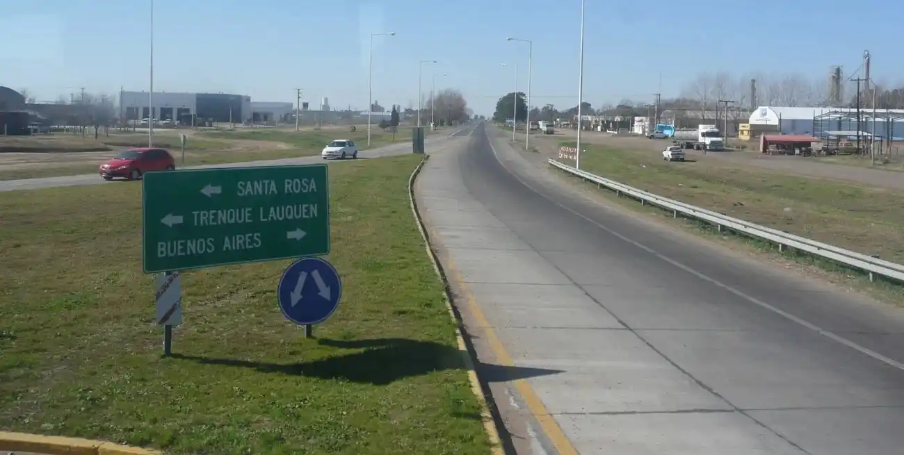 La RN 5 en Trenque Lauquen.