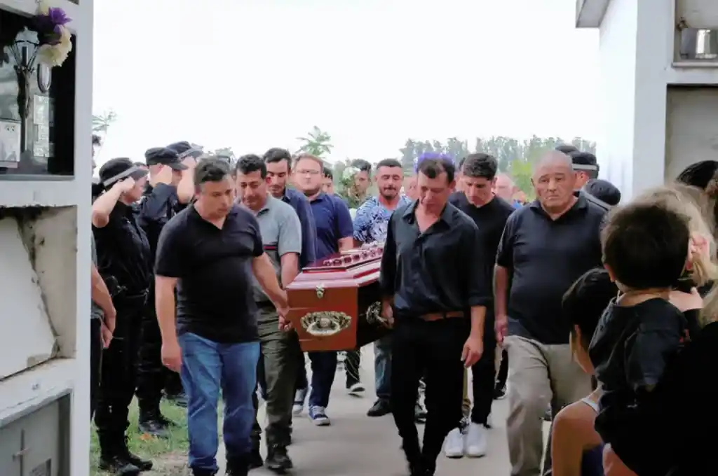 Sepelio del policía en Margarita.