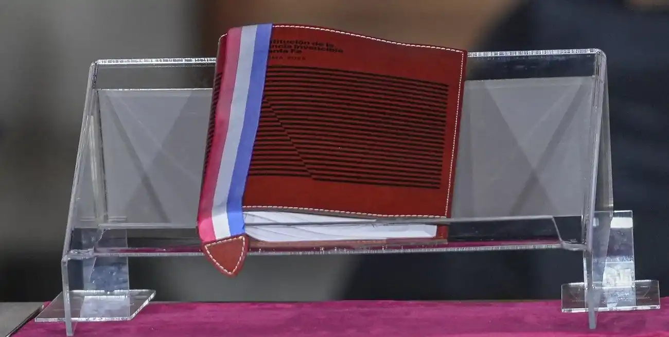 La Constitución de Santa Fe, en sus primeros días de vigencia.