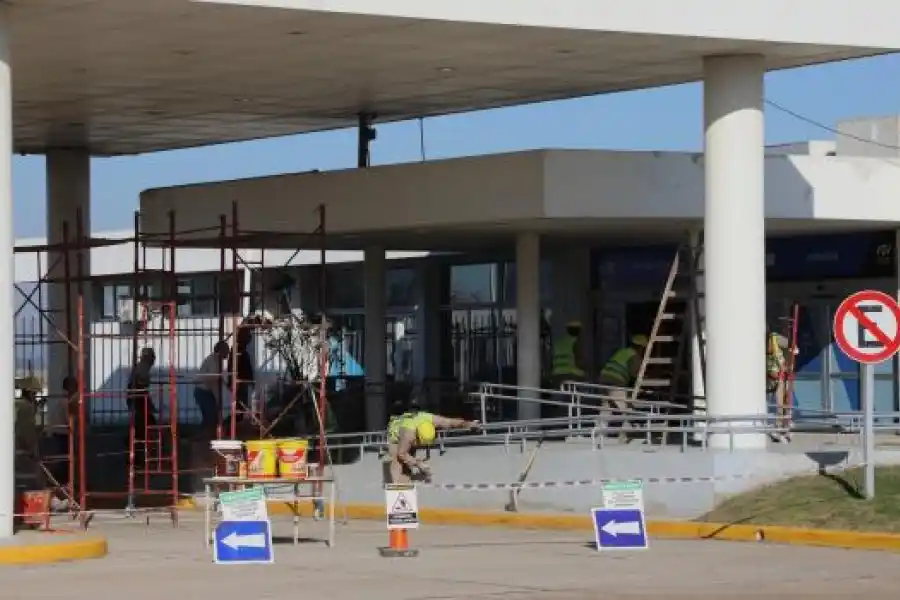 Aeropuerto de Sauce Viejo: inician obras que permitirán operar vuelos internacionales