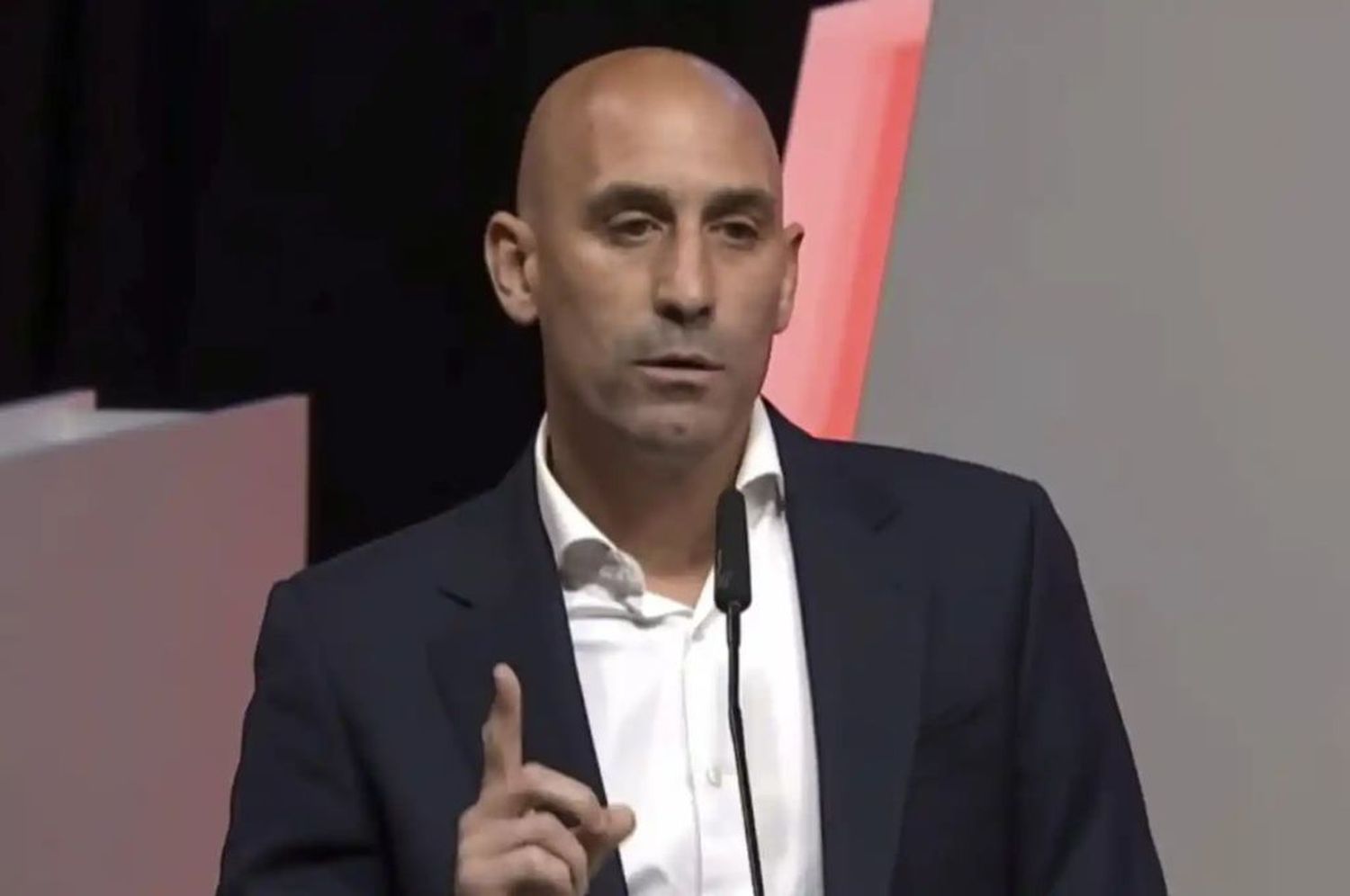 Discurso machista de Rubiales ante la asamblea de la federación