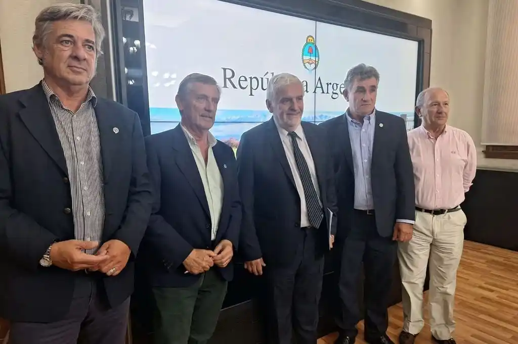 Defensa de las economías regionales y críticas a la fuerte presión impositiva, claves del pronunciamiento agropecuario.