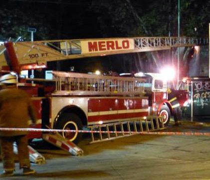 Incendio en un monoambiente de Merlo: 8 muertos