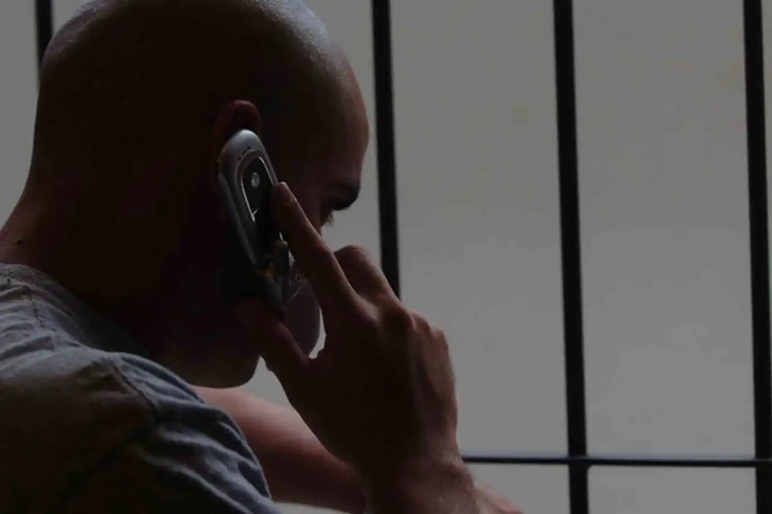 La Plata: Instalarán inhibidores de celulares en cárceles