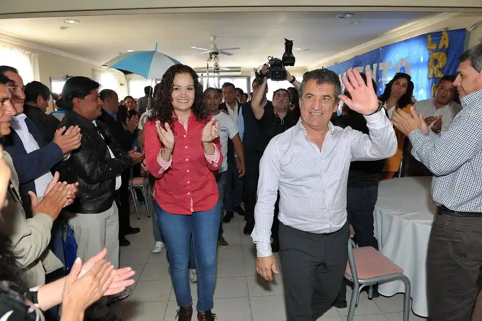 Apoyo del peronismo K de La Rioja a Urribarri