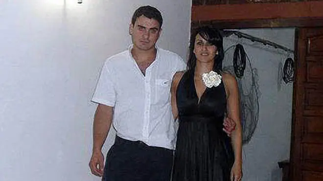 Castelli: Murió el hombre hallado con un disparo en la cabeza junto a su mujer asesinada y crecen las dudas