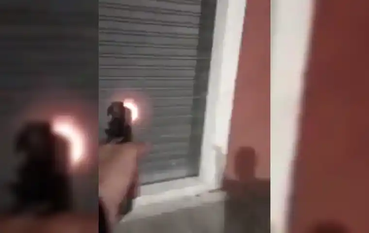 Video: Baleó el frente de la cancha de Los Andes y avisó que "el martes nos vemos"