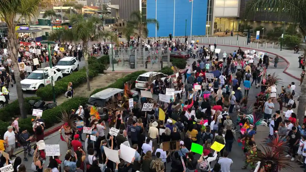 EEUU: masivas manifestaciones a favor de los inmigrantes